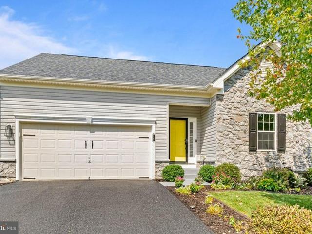 House for sale in Charles Town, West Virginia