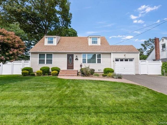 House for sale in Massapequa, Nassau County