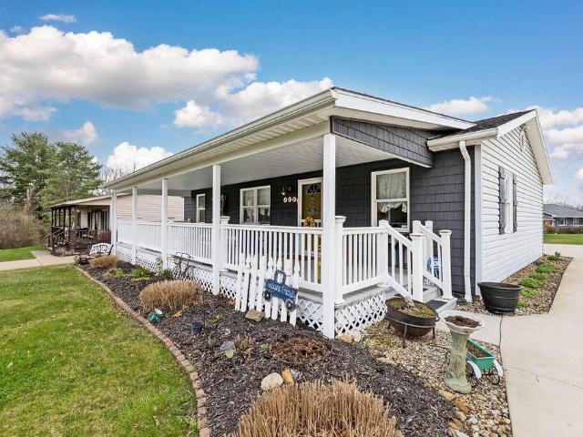 House for sale in Howard, Ohio