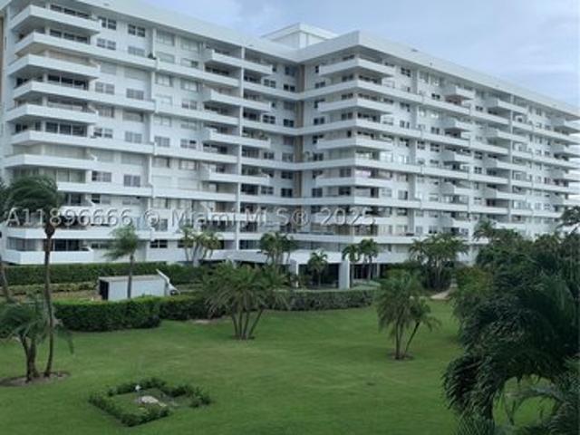 Condo for sale in Key Biscayne, Florida