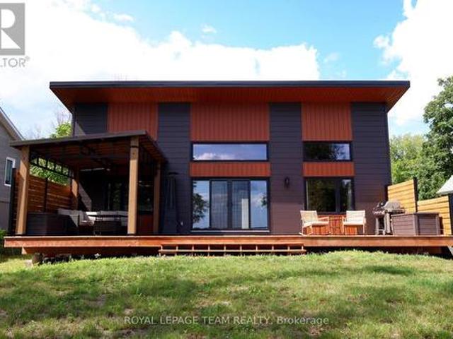 House for rent in Ontario