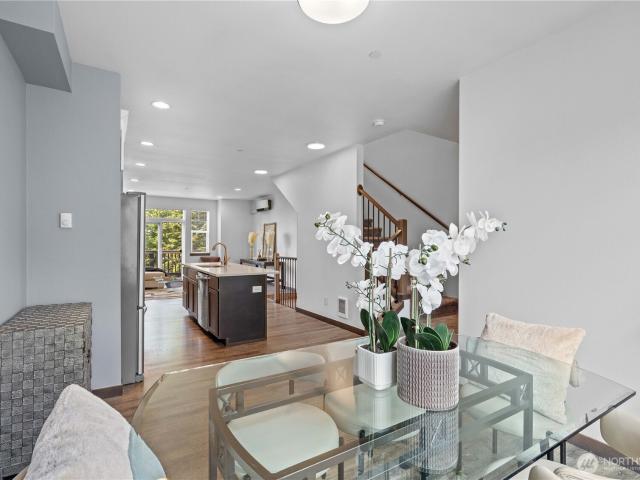 House for sale in Washington