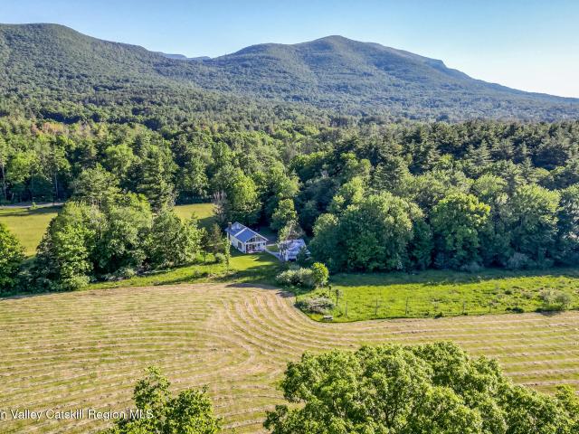 House for sale in Bearsville, New York