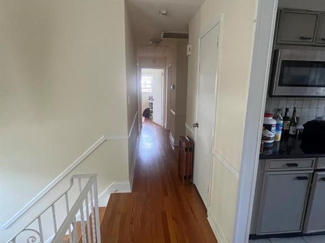 House for sale in Paramus, New Jersey