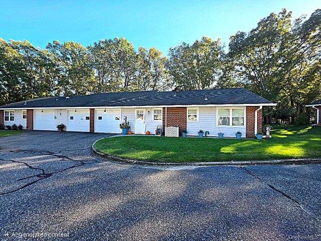 Condo for sale in Ridge, Town of Brookhaven