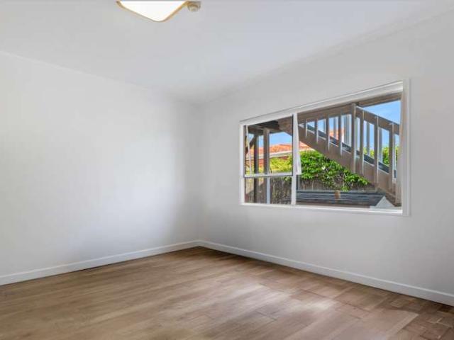 House for sale in Paremoremo
