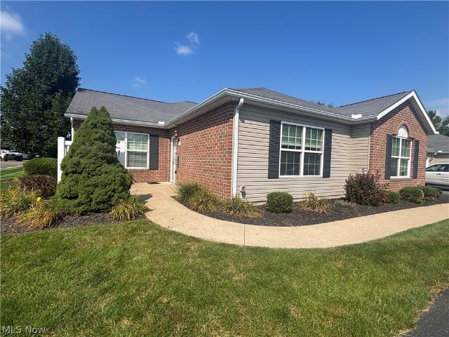 Condo for sale in Hartville, Stark County