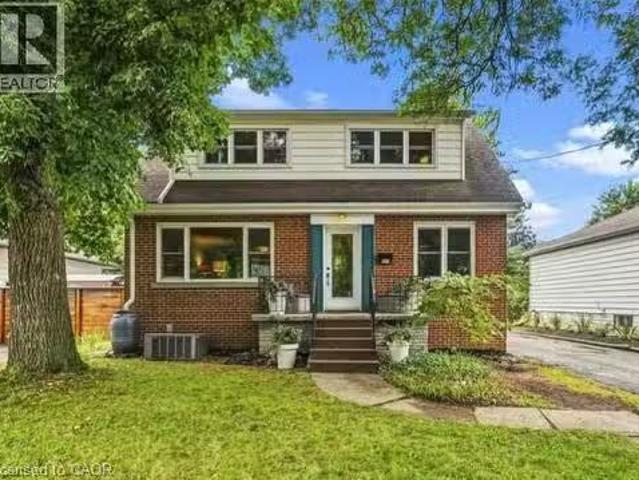 House for sale in Ancaster, Ontario