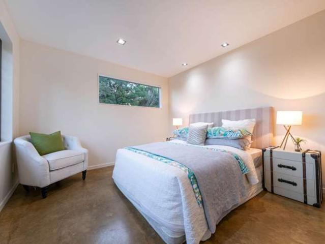 House for rent in Paremoremo