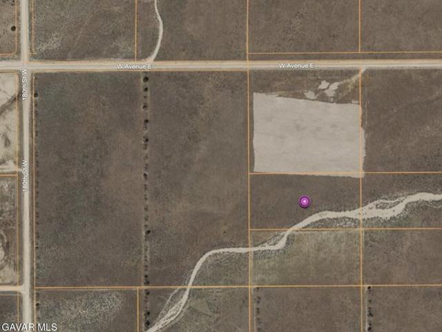 Land for sale in Palmdale, California