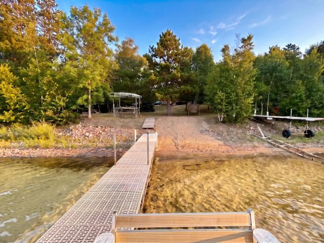 House for sale in Hubbard, Minnesota