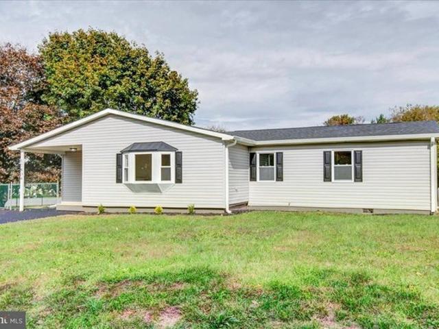 House for sale in Maugansville, Maryland