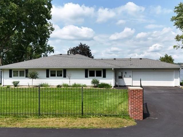 House for sale in East Moline, Rock Island County