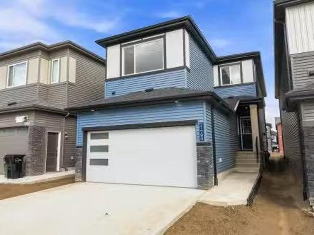 House for sale in Kinglet Gardens, Edmonton