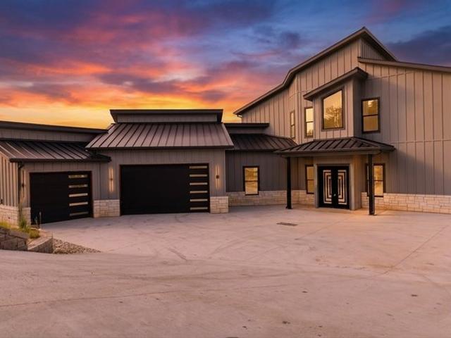 House for sale in Bluff Dale, Erath County