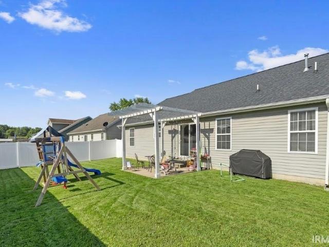 House for sale in Newburgh, Indiana