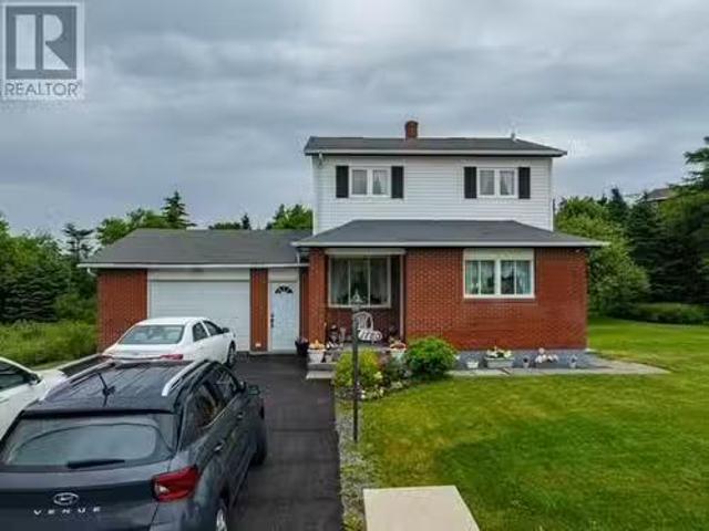 House for sale in Paradise, Newfoundland And Labrador