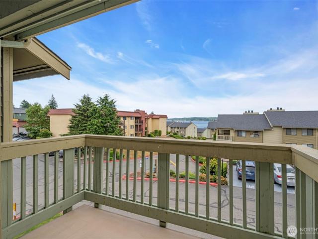 Condo for sale in Bremerton