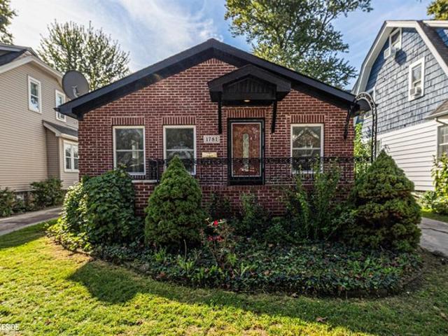 House for sale in Grosse Pointe Woods, Wayne County