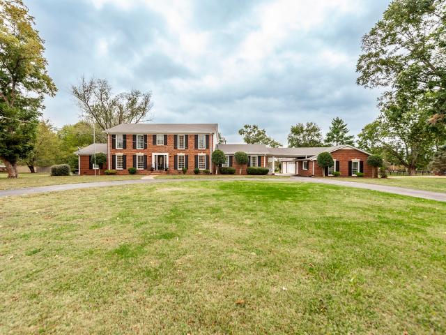 House for sale in Gallatin, Middle Tennessee