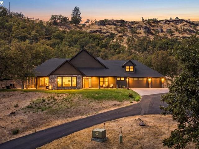House for sale in The Dalles, Wasco County