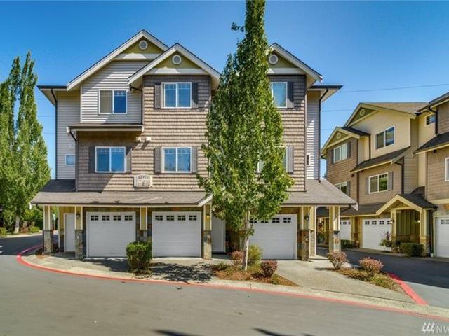 Townhouse for sale in Kenmore, Washington