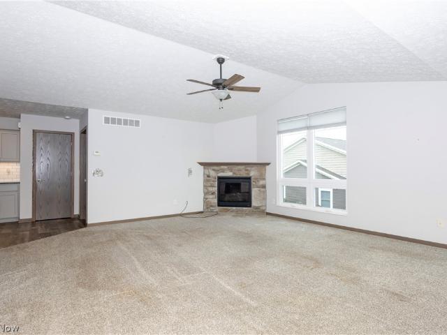 Condo for sale in Orrville, Wayne County