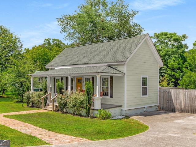 House for sale in Milstead, Conyers