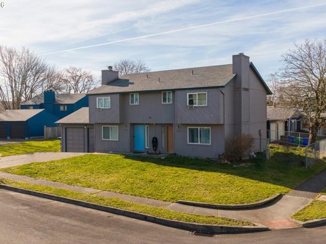 House for sale in Oregonia