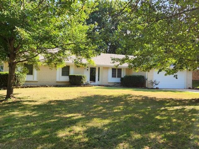 House for sale in Springfield, Missouri