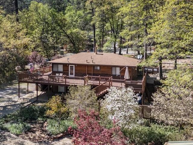 House for sale in Shasta, California