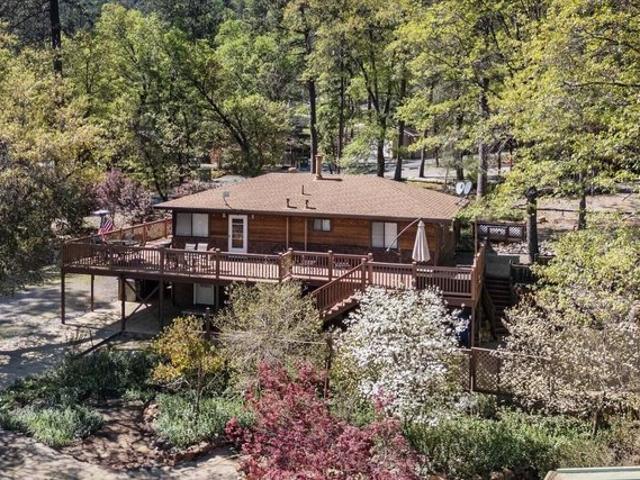 House for sale in Lakehead, Shasta County