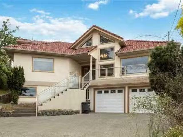 House for sale in Saanich, British Columbia