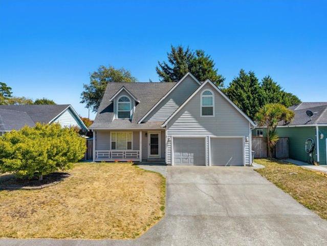 House for sale in Crescent City, Del Norte County