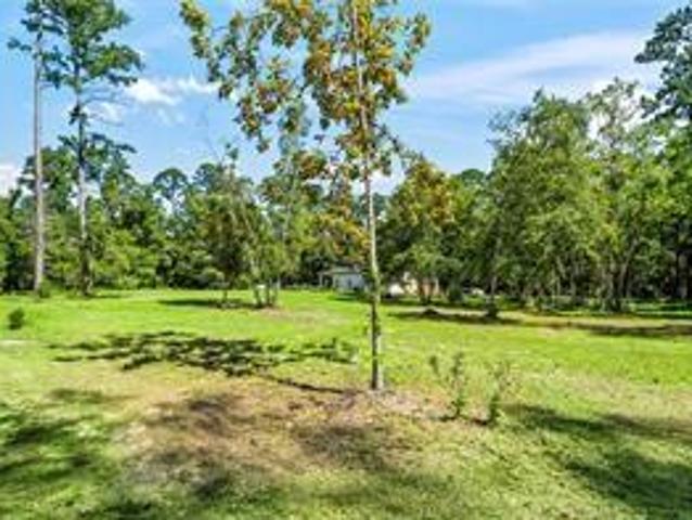 Land for sale in Mandeville, Louisiana