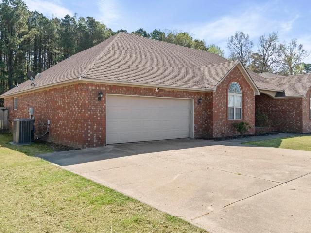 House for sale in Ark