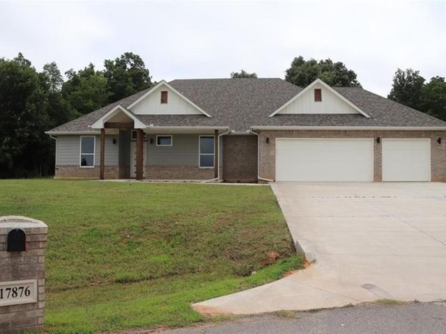 House for sale in Choctaw, Oklahoma County
