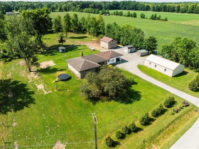 House for sale in Windsor, Geauga County