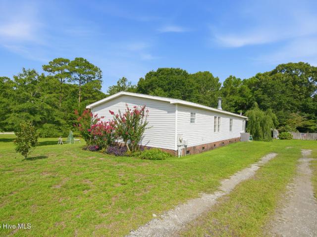 House for sale in Sneads Ferry, North Carolina
