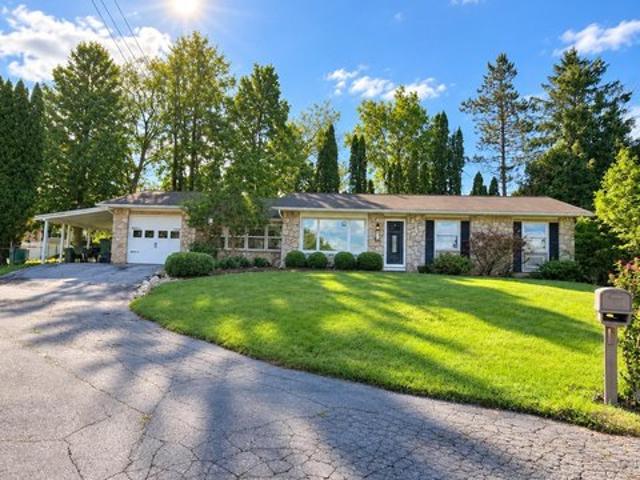 House for sale in Bel-Air Hills, Bellefonte