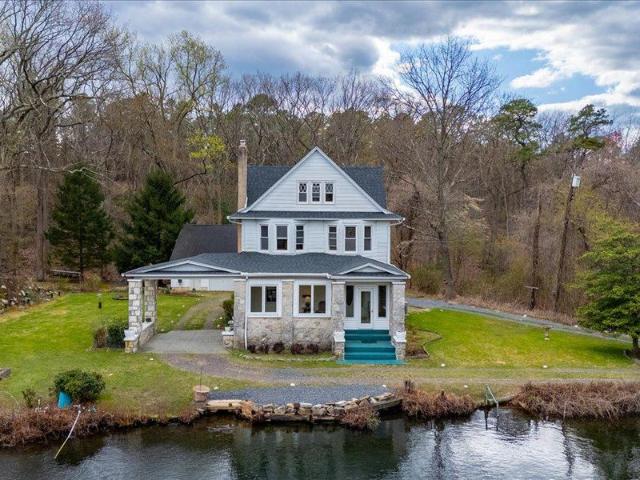 House for sale in Gibbsboro House for sale in Gibbsboro