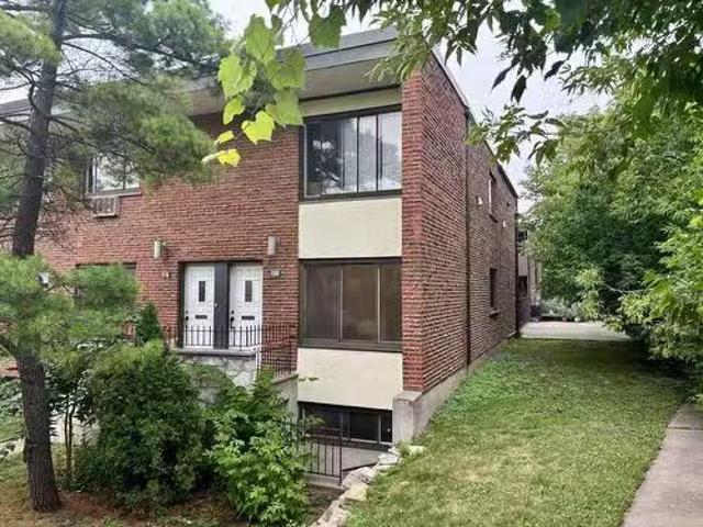 Apartment for rent in St. Leonard's, Quebec