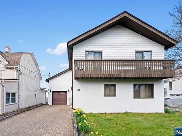 House for sale in Hudson, New Jersey