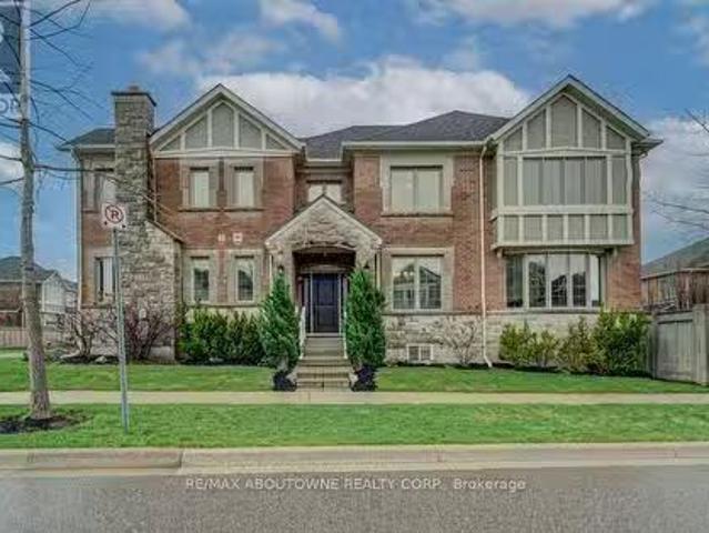 House for sale in Oakville, Ontario