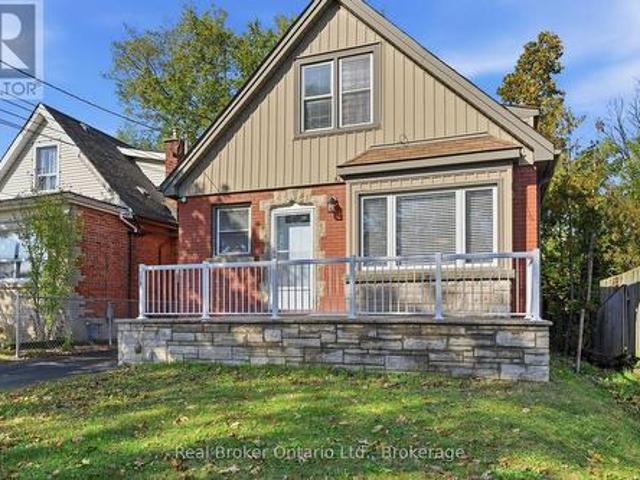 House for sale in Inch Park, Hamilton