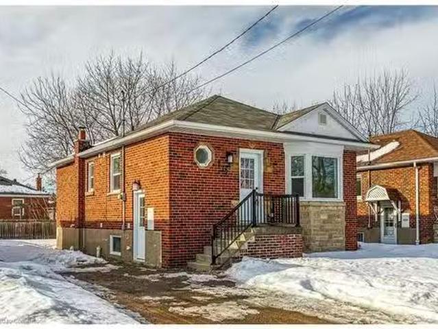 House for sale in Ancaster, Ontario