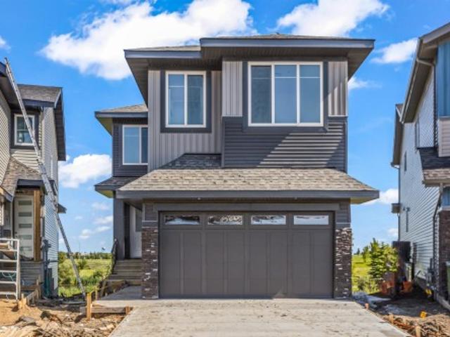 House for sale in Fort Saskatchewan, Alberta