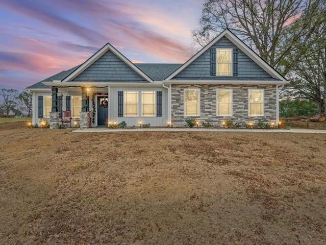 House for sale in Inman, South Carolina