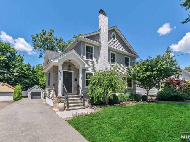 House for sale in Glen Rock, New Jersey