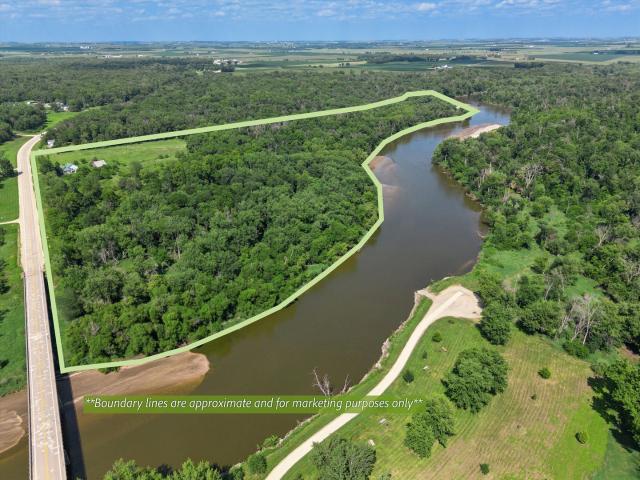 House for sale in Cedar, Iowa